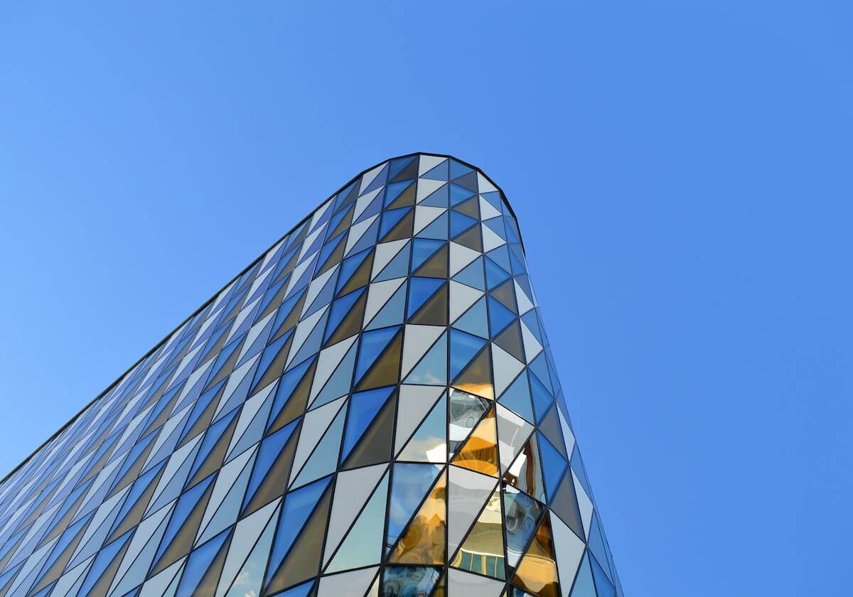 足球直播平台-TA专家团预测新赛季：詹姆斯5冠5FMVP 哈登得分王